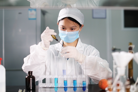 紐斯葆廣賽通過中日微生物技能考核，檢測能力與國際同步